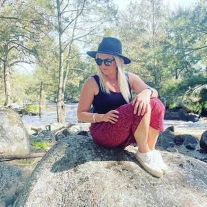 Meet your Posher, Jessica